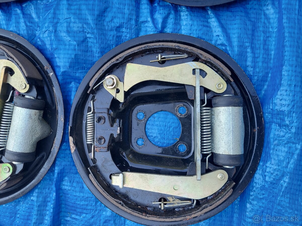 Zadné brzdy Škoda - 2