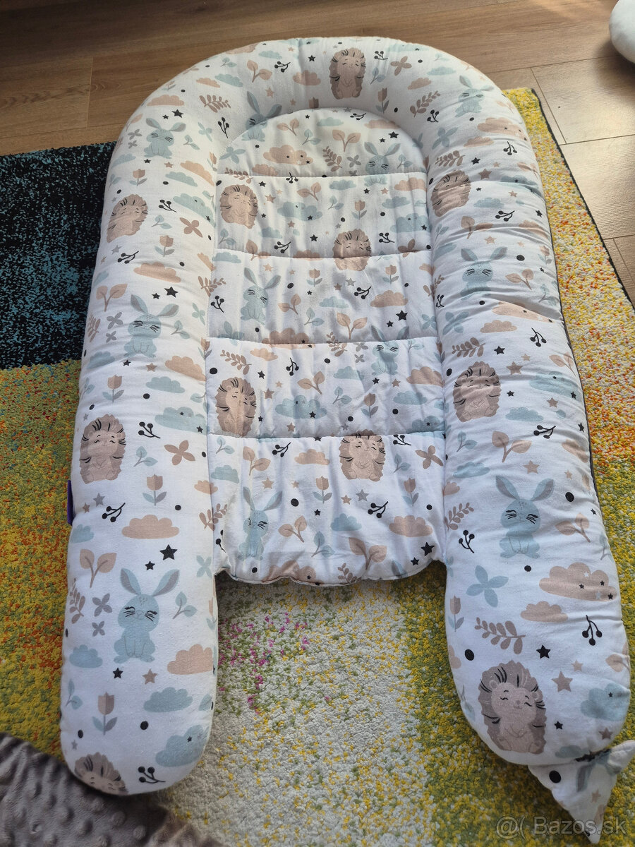 Hniezdo pre bábätko + deka do sedačky + vankúšik - 2