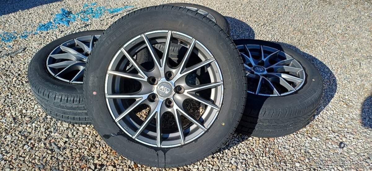5x112 r16 + letné 205/55 16 Pirelli - 2