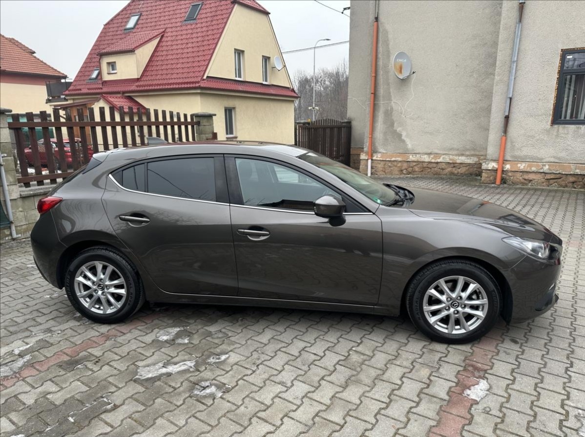 Prodám Mazda 3 2.0 88kW 2014 92473km - 2