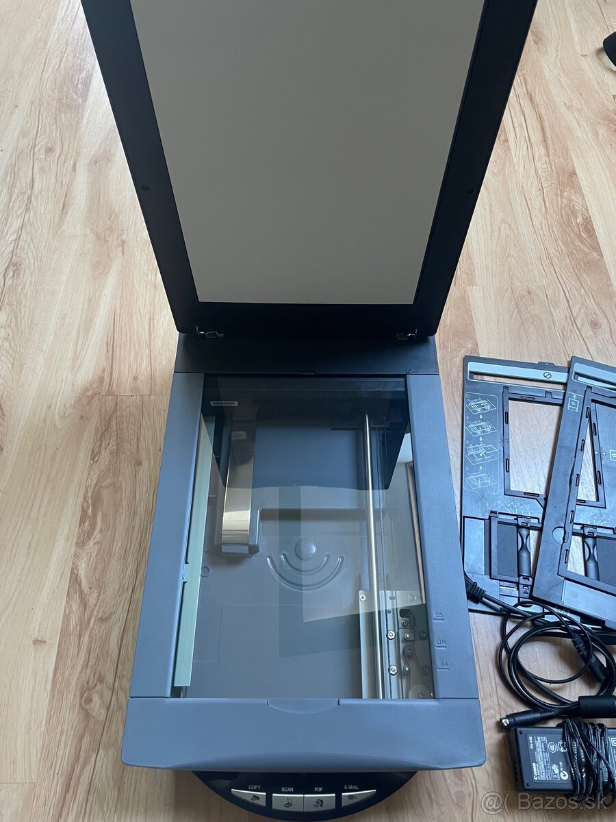 Skener Canon Canoscan 9950F - 2