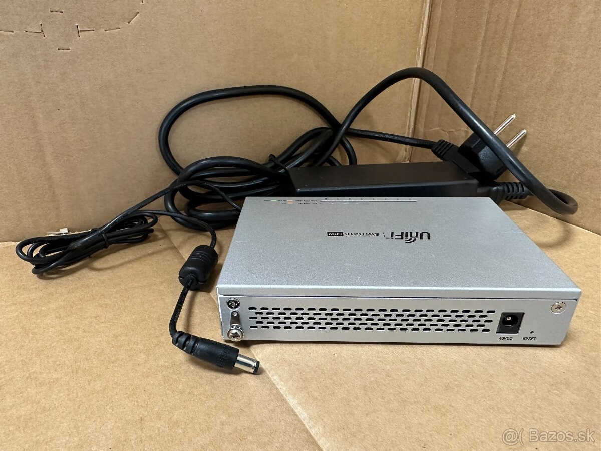 UniFi Switch 8 60W - US-8-60W - 2