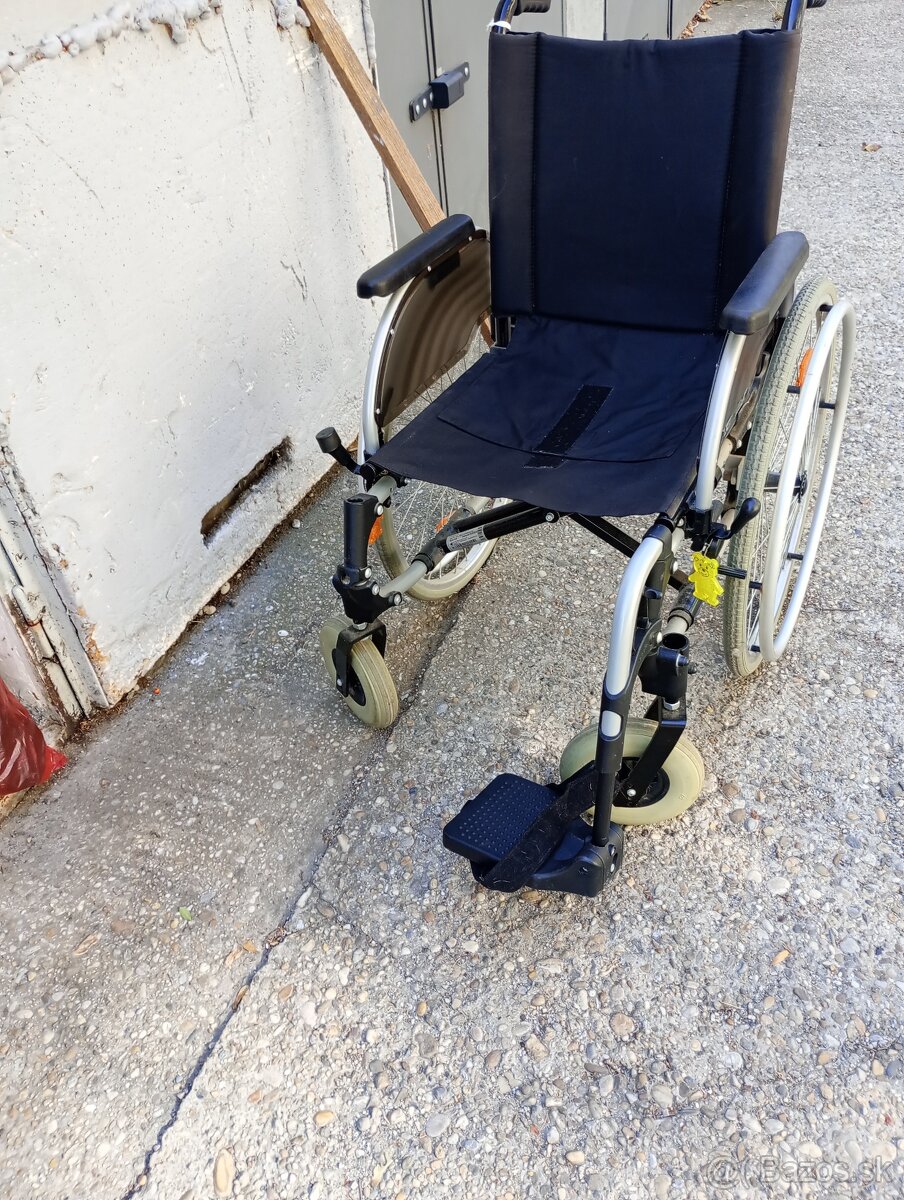 Invalidný vozík - 2