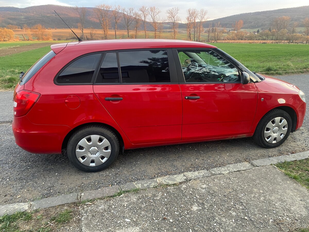 Skoda fabia 2 combi - 2