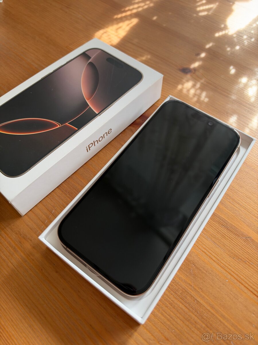 iPhone 16 Pro 256GB púštny titán - 2