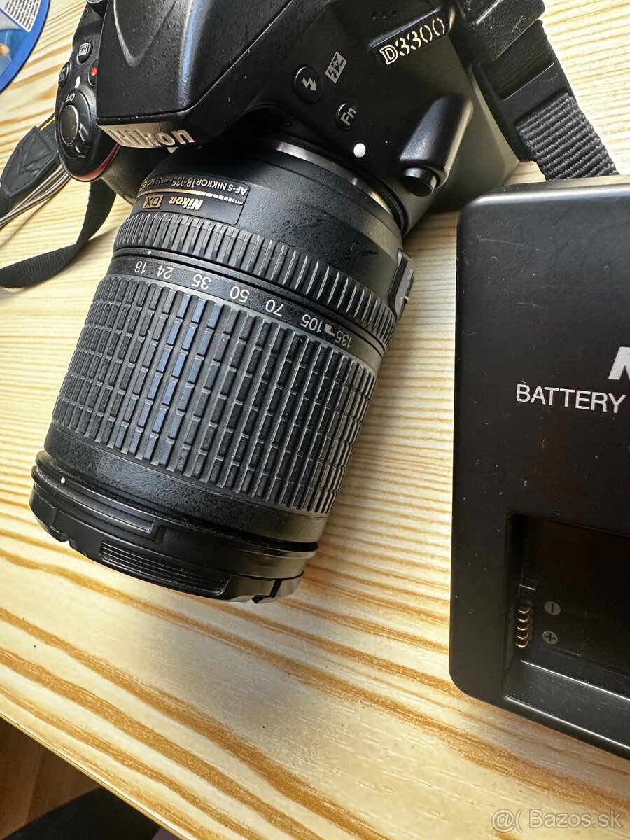 Nikon AF-S DX nikkor 18–135 mm - 2