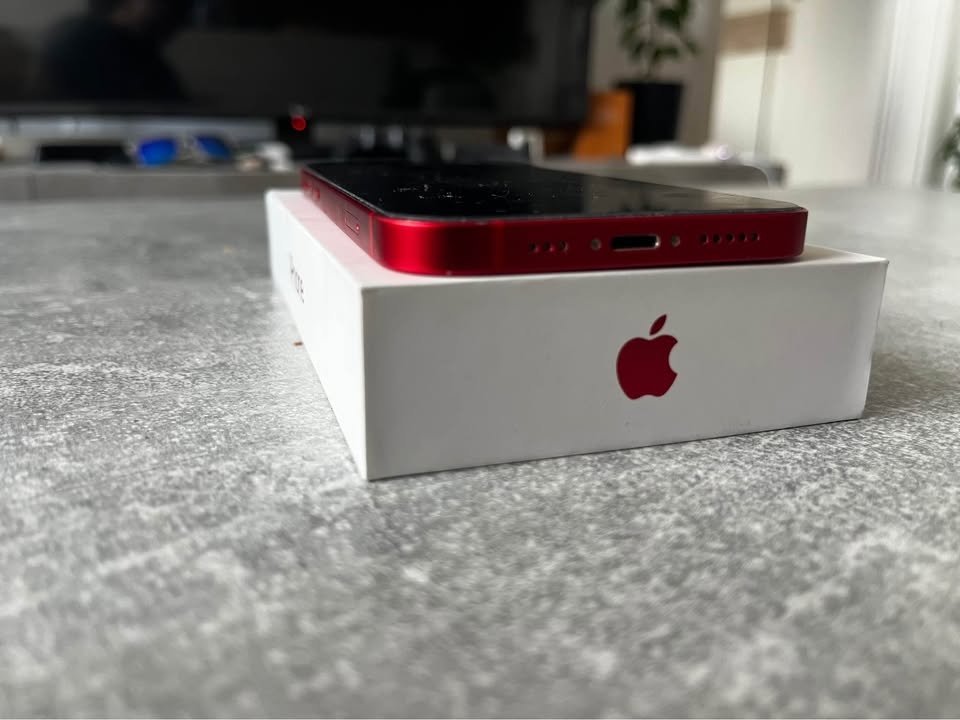 📱 iPhone 12 – 64 GB – PRODUCT RED - 2