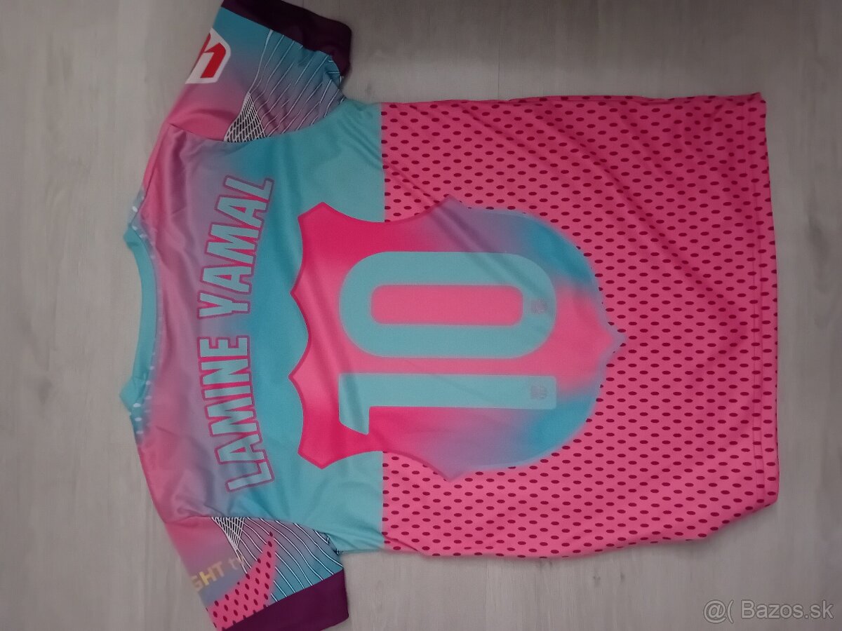 Nový futbalovy dres NIKE-LAMINE YAMAL,veľkosť.164. - 2