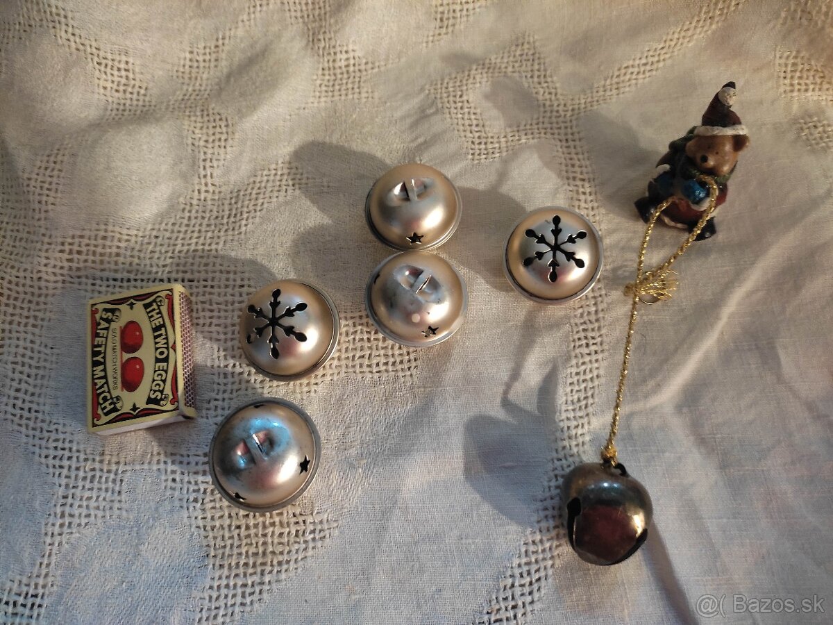 Vianočné ozdoby rolničky . - 2