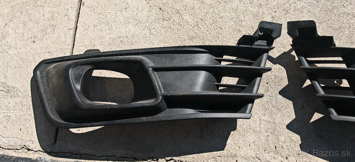 Mriežka nárazníka Renaut Captur facelift 17-19 - 2