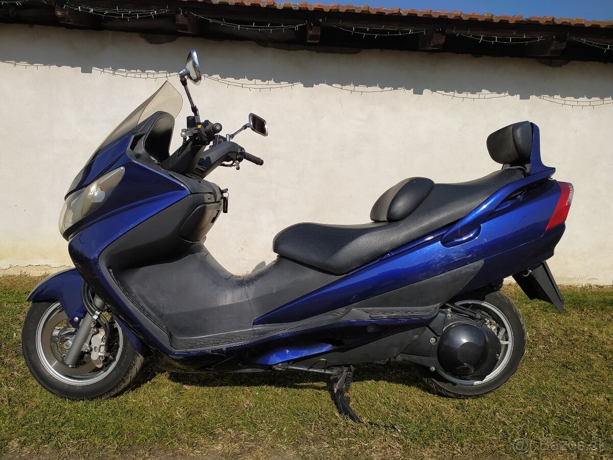 Suzuki Burgman 400 - 2