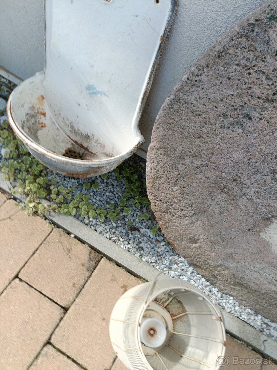 Liatinové umyvadlo - 2