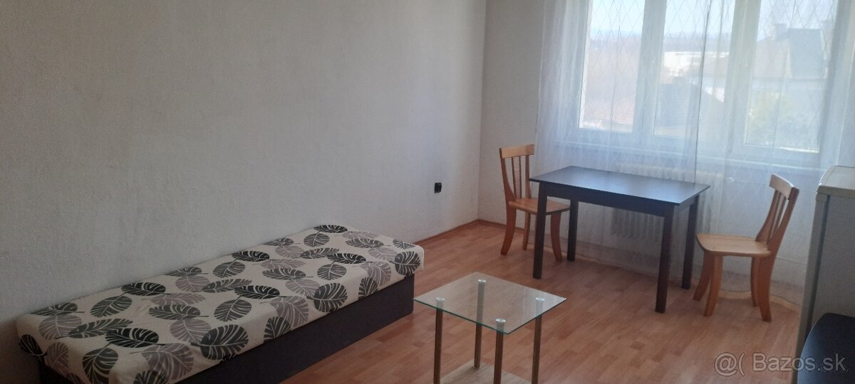 Prenájom 1 izb. byt - Liptovský Mikuláš - 2
