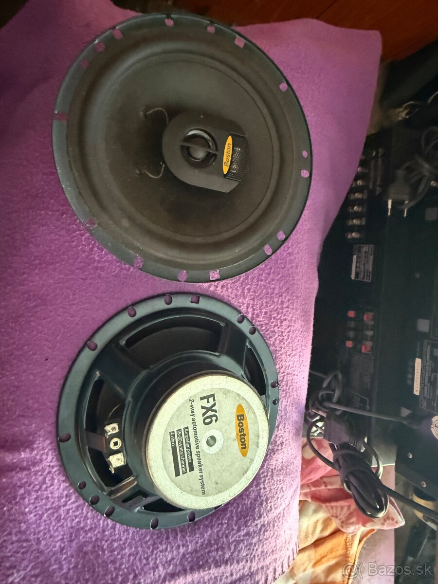 Reproduktory do auta - 2