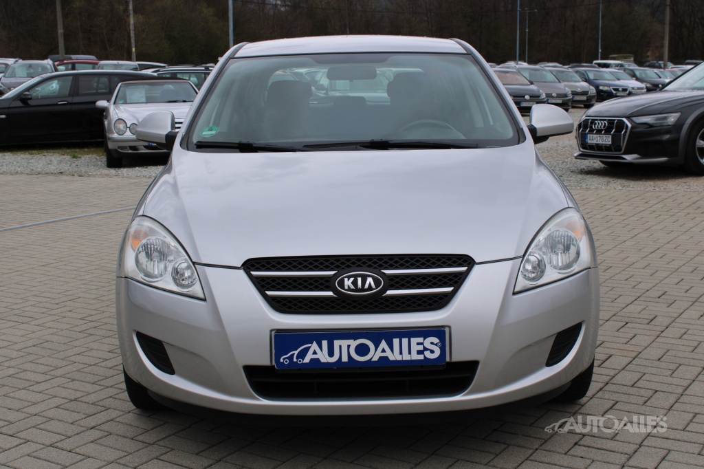 Kia Ceed 1,4 i 16V 80 kW - 2