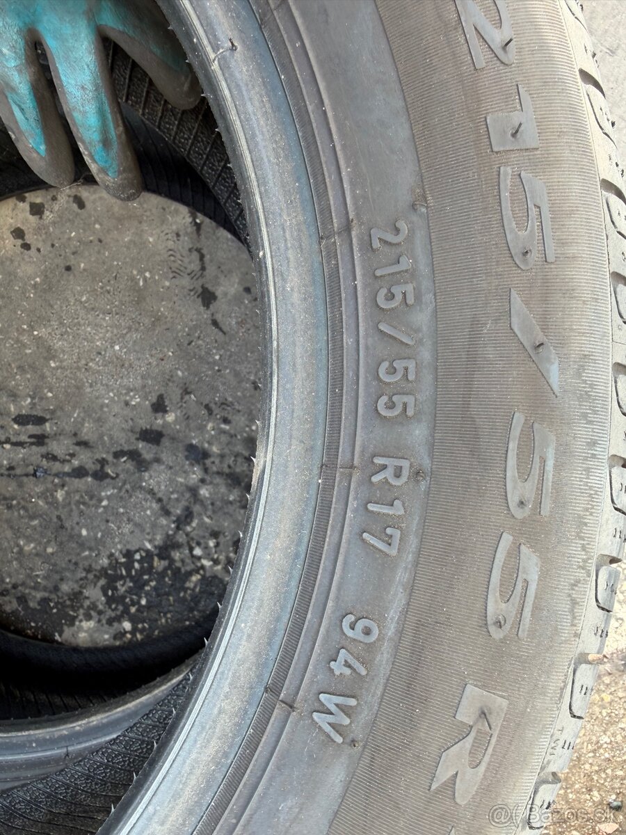 Pirelli 215/55 17 - 2