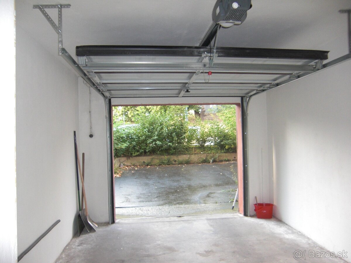 Prenajom garaze Svantnerova - 2