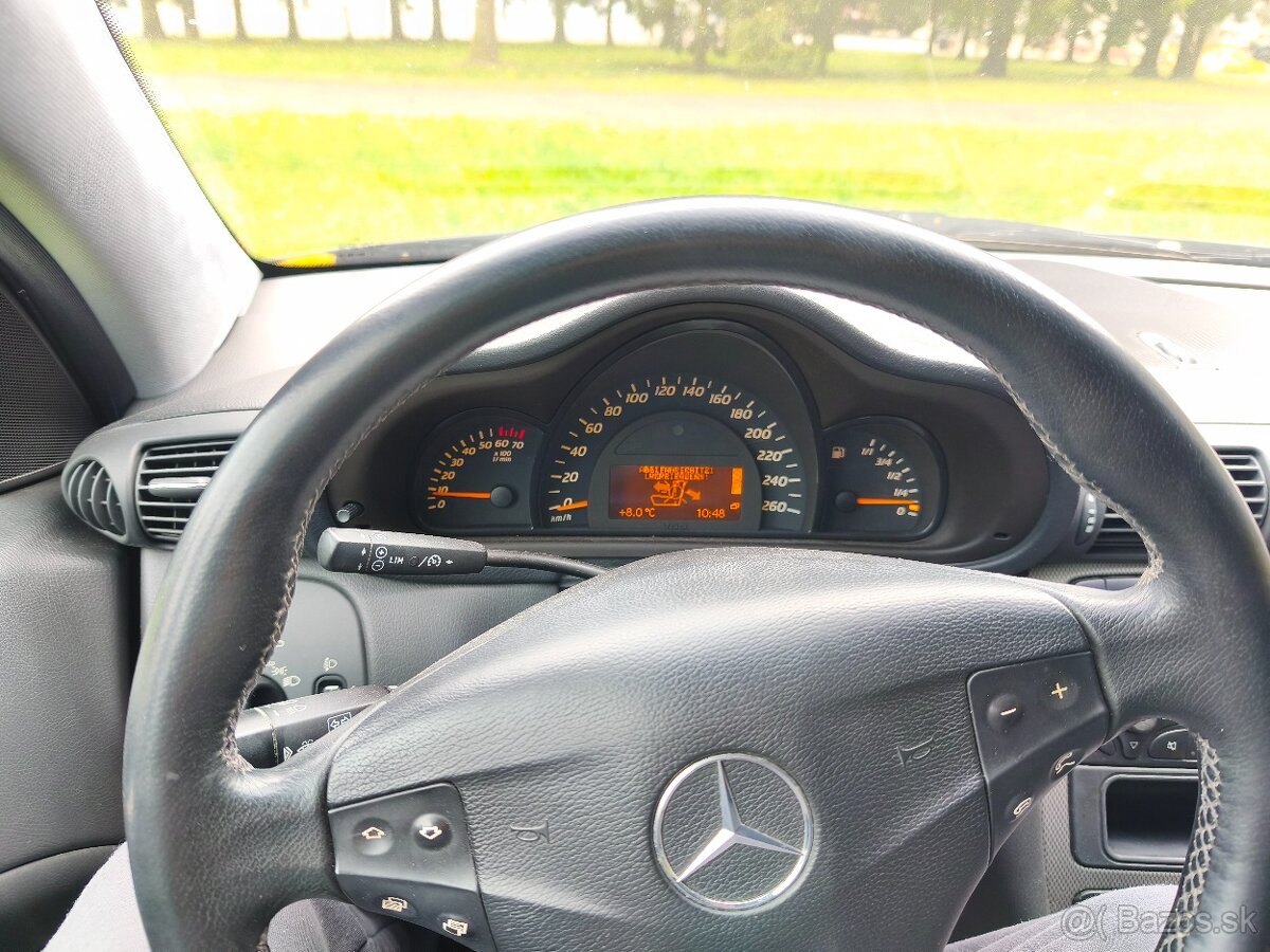 Mercedes Benz c200 - 2
