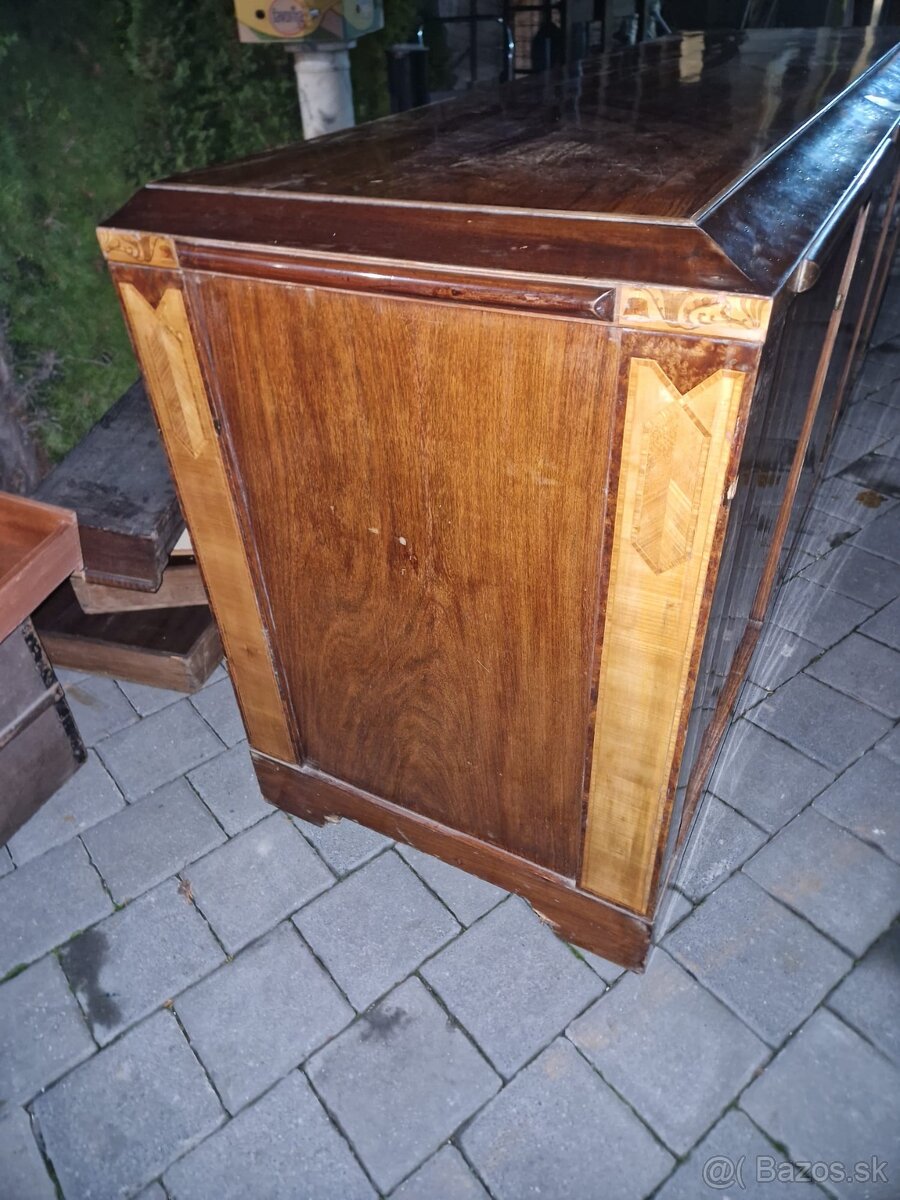 11 - Predám intarzovanú skrinku – umelecký stolársky kus - 2