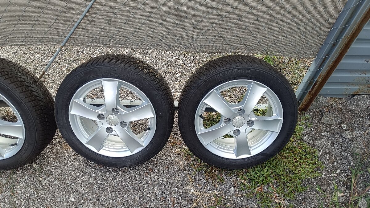 Sada elektrónov dezent 6Jx15 H2 s pneu semperit 195/50 R15 - 2