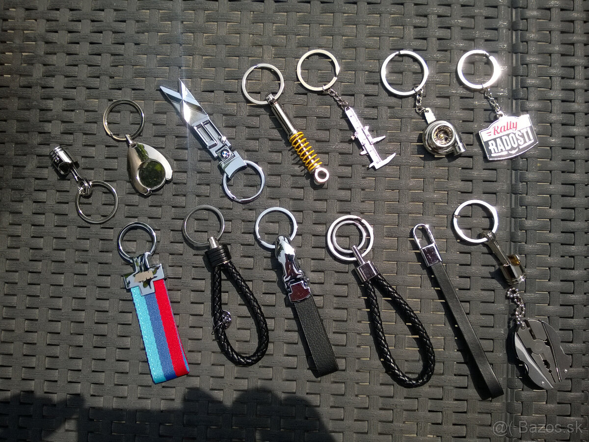 Nové kovové kľúčenky/ prívesky - 2