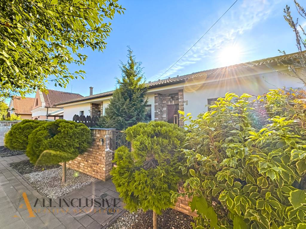 ALL INCLUSIVE | NA PREDAJ 3-IZBOVÝ RD (ČASŤ DVOJDOMU), DUNAJ - 2