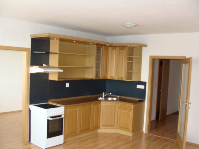 Prenájom 2-izb. bytu, Kadnárova ul., BA – Rača - 2