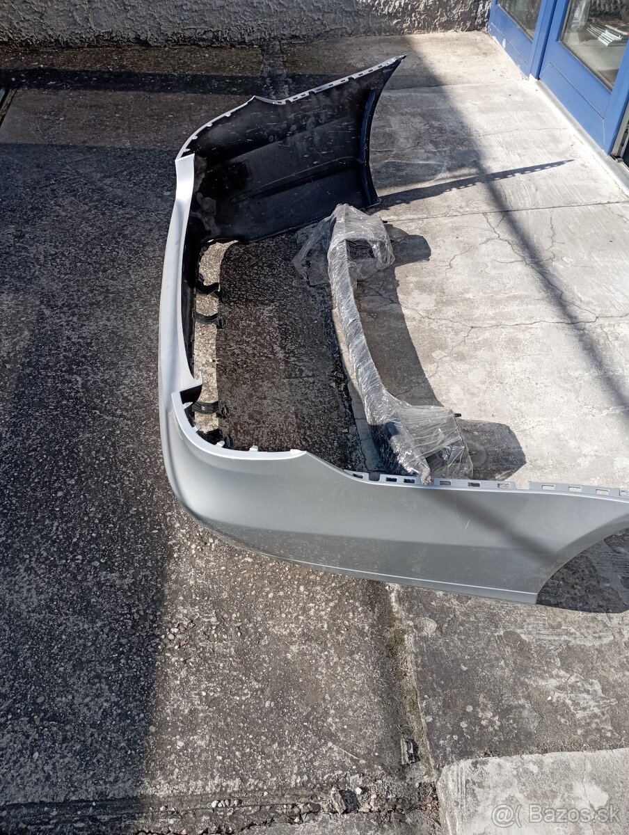 Naraznik zadný BMW7 E65 od r.2012, MB E od r.2013 - 2