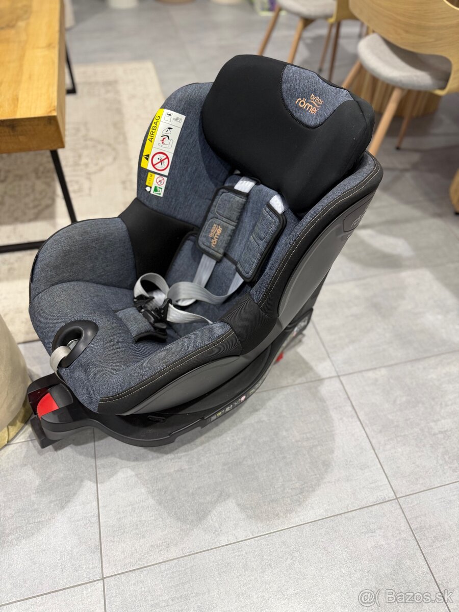 Römer DUALFIX M i-Size 2020 Blue Marble - 2