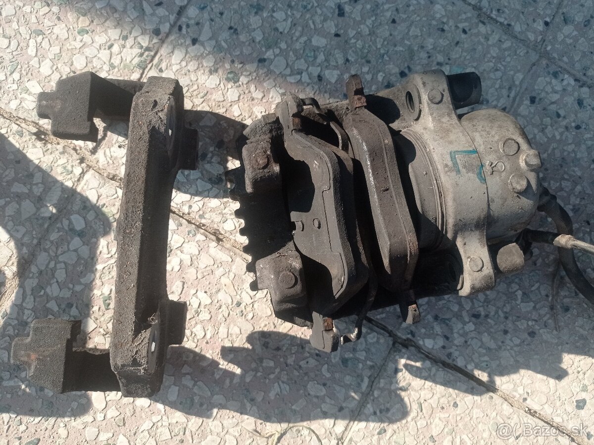 Predné brzdové strmene BMW e91 - 2