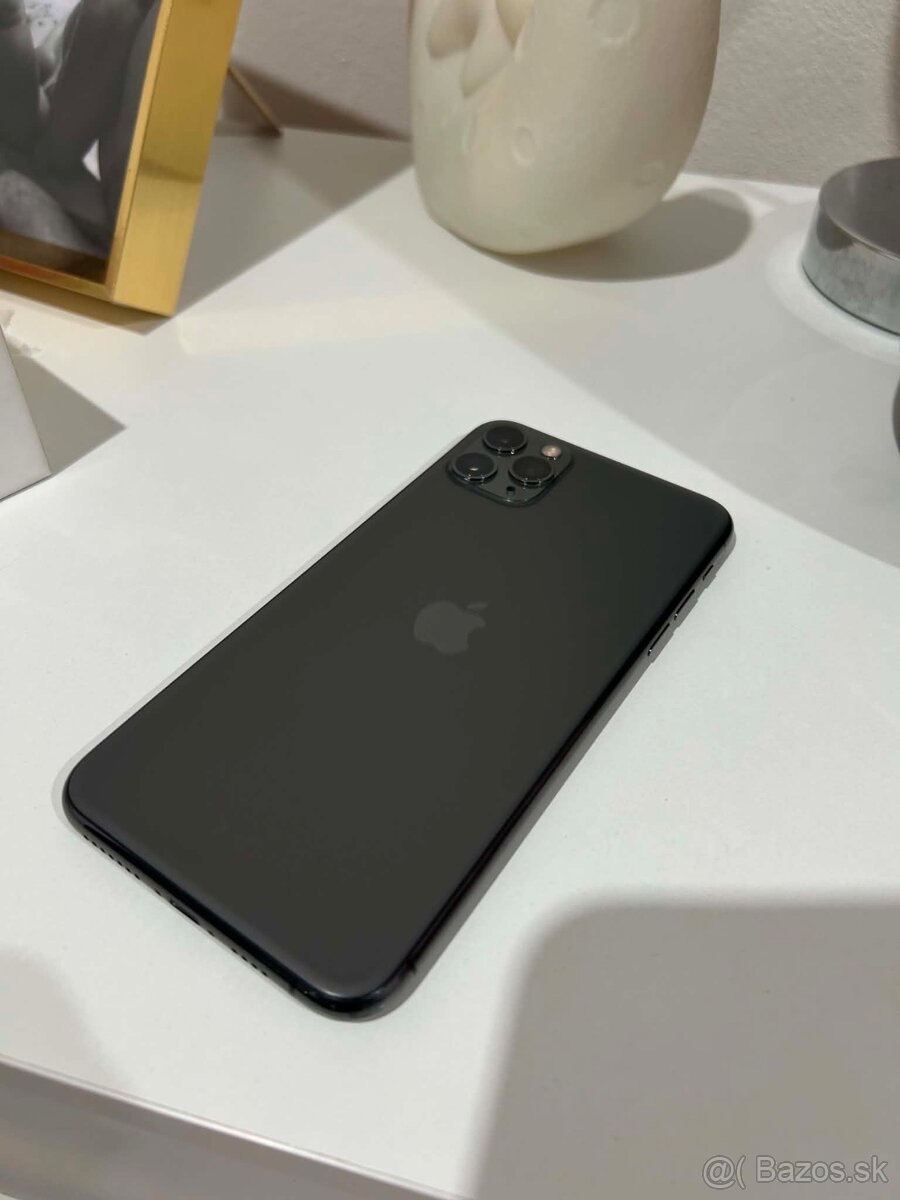 iPhone 11 Pro Max 256 GB – Space Gray - 2