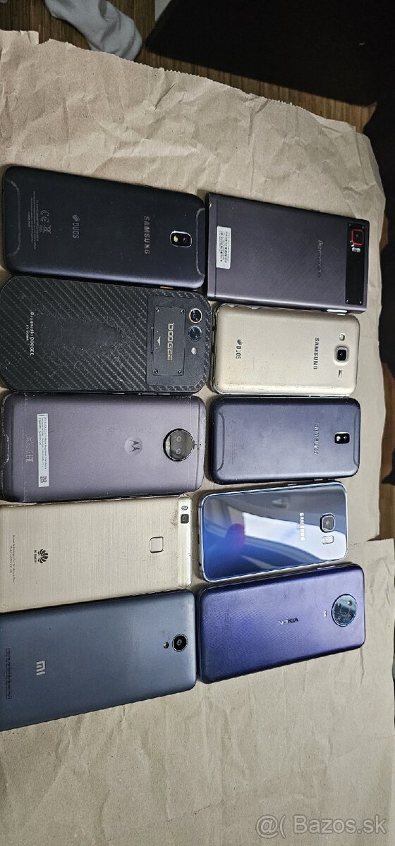 Mix nefunkcne mobily - 2