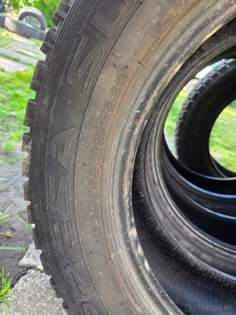 225/65 r17 maxxis zimne - 2