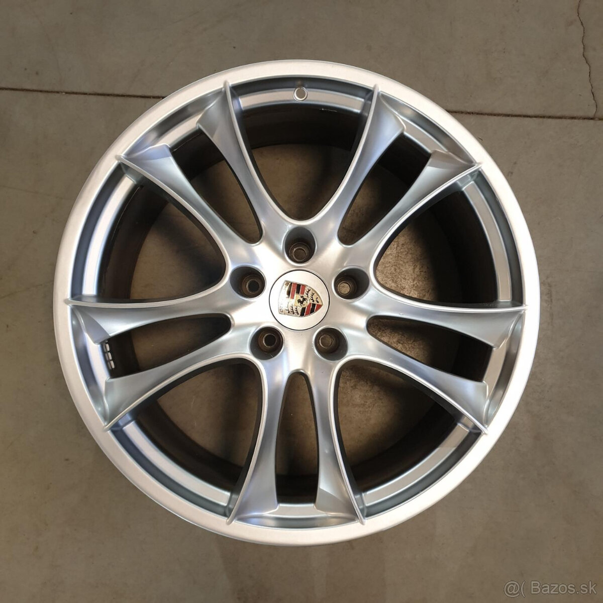 Hliníkové disky 5x130 R22 10J ET60 - 2