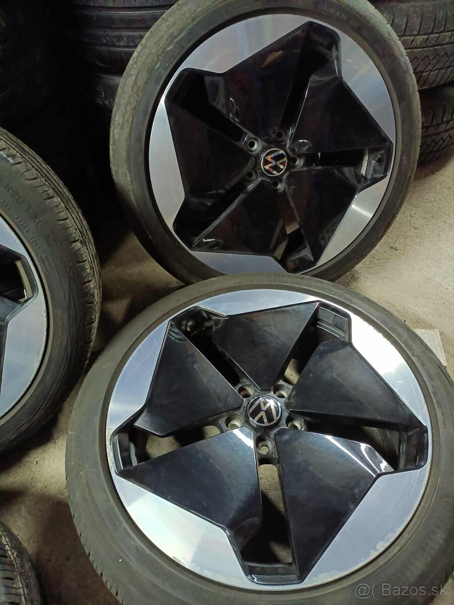 4ks alu disky VW 5x112 R20 pneu 6mm 215/45 r20 - 2