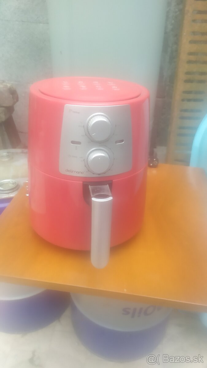 Teplovzdušná fritéza Delimano. - 2