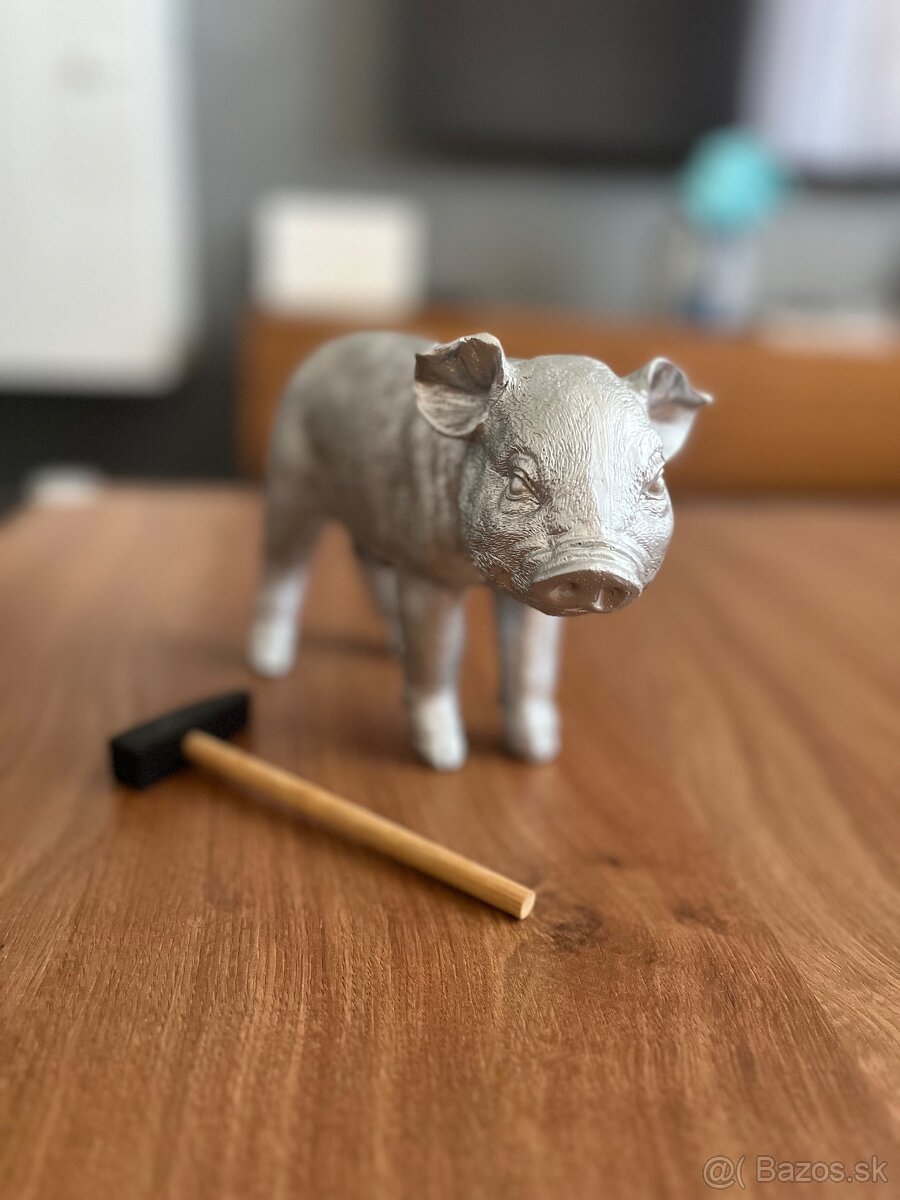 Prasiatko šporkasa / pokladnička s kladivkom na rozbitie - 2