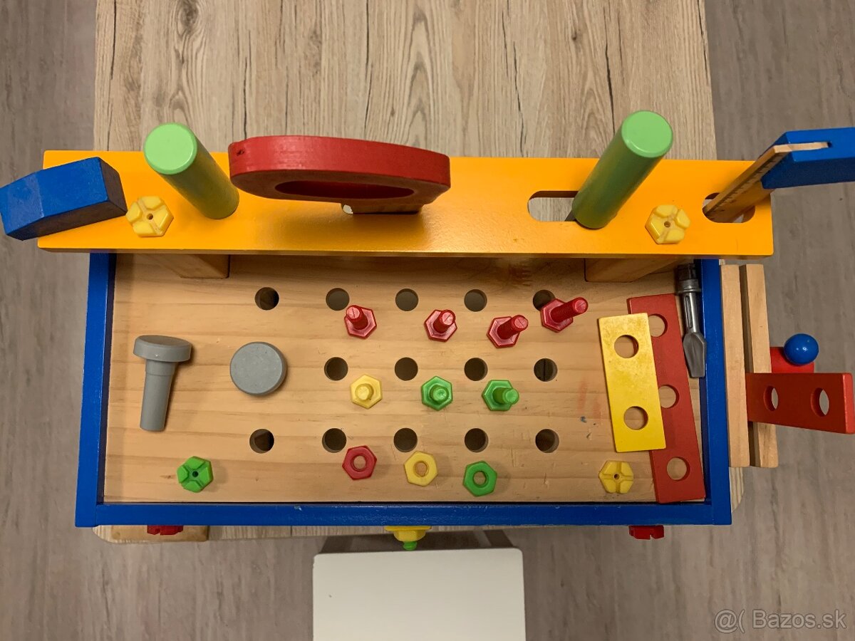 Detsky dreveny pracovny stolik - 2