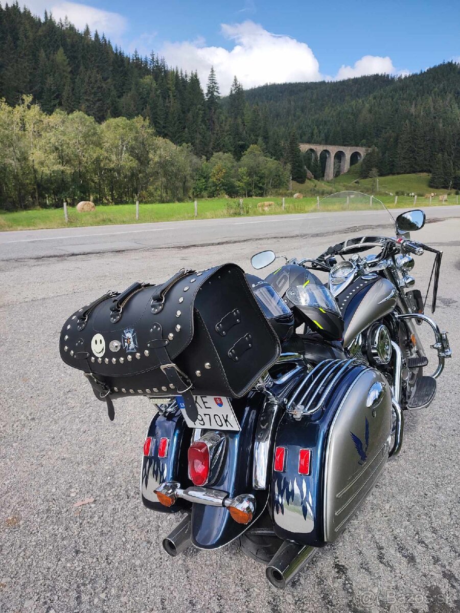 Kawasaki 1600 VN Nomad - 2