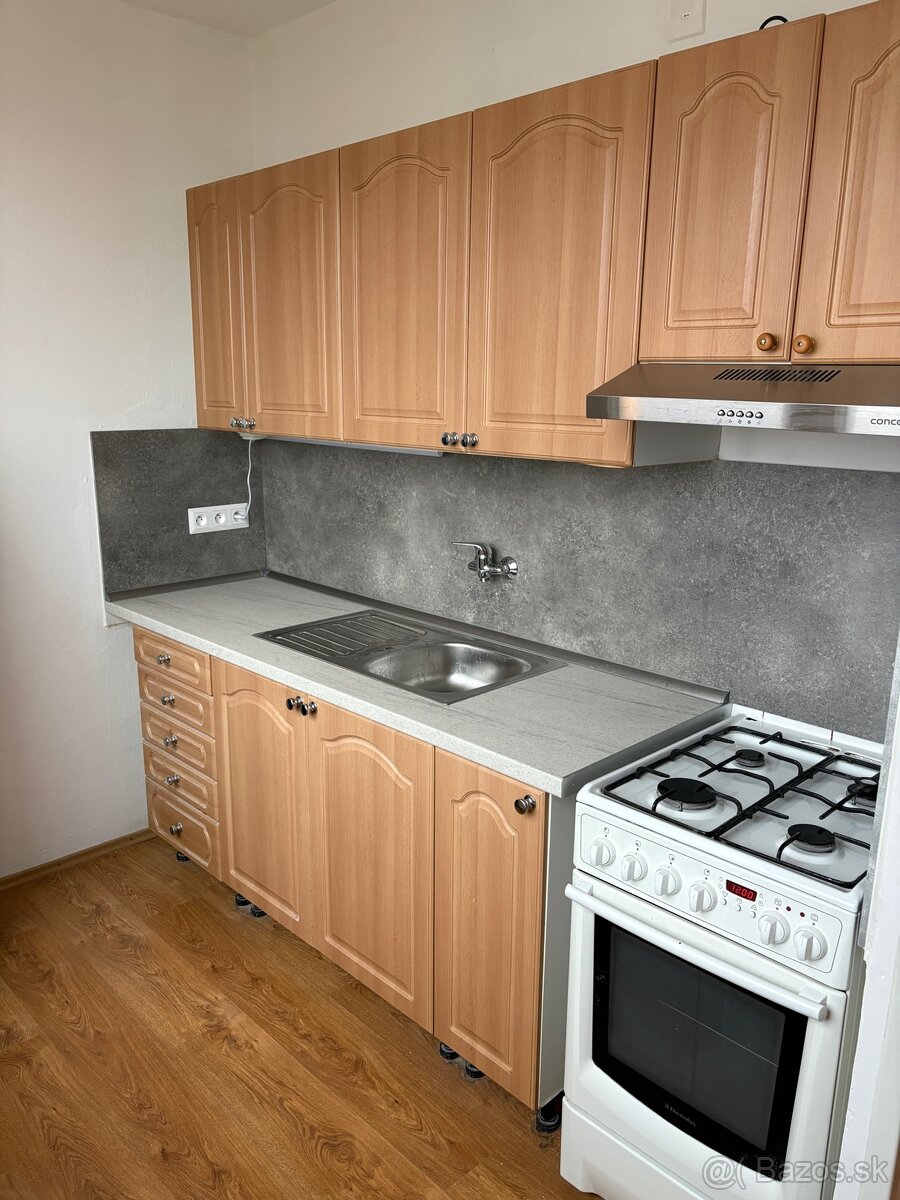 Prenájom jednoizbového bytu v Rači - 2