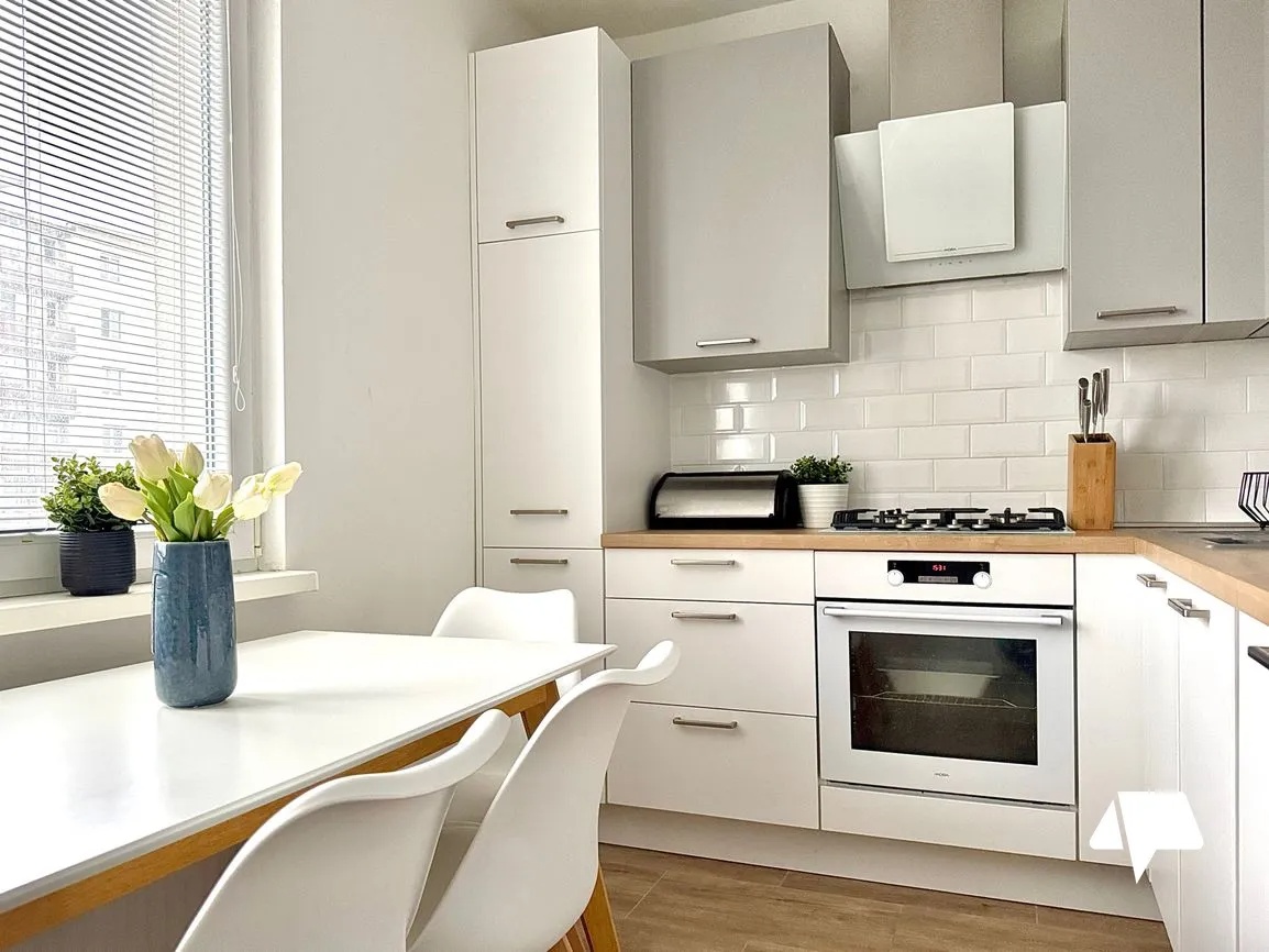 Prenájom 3 izb. byt, balkón, centrum, rekonštrukcia - 2