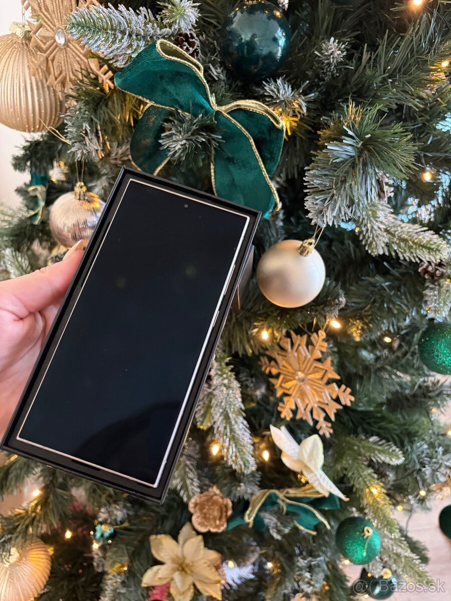 Samsung Galaxy S24 ULTRA - 2