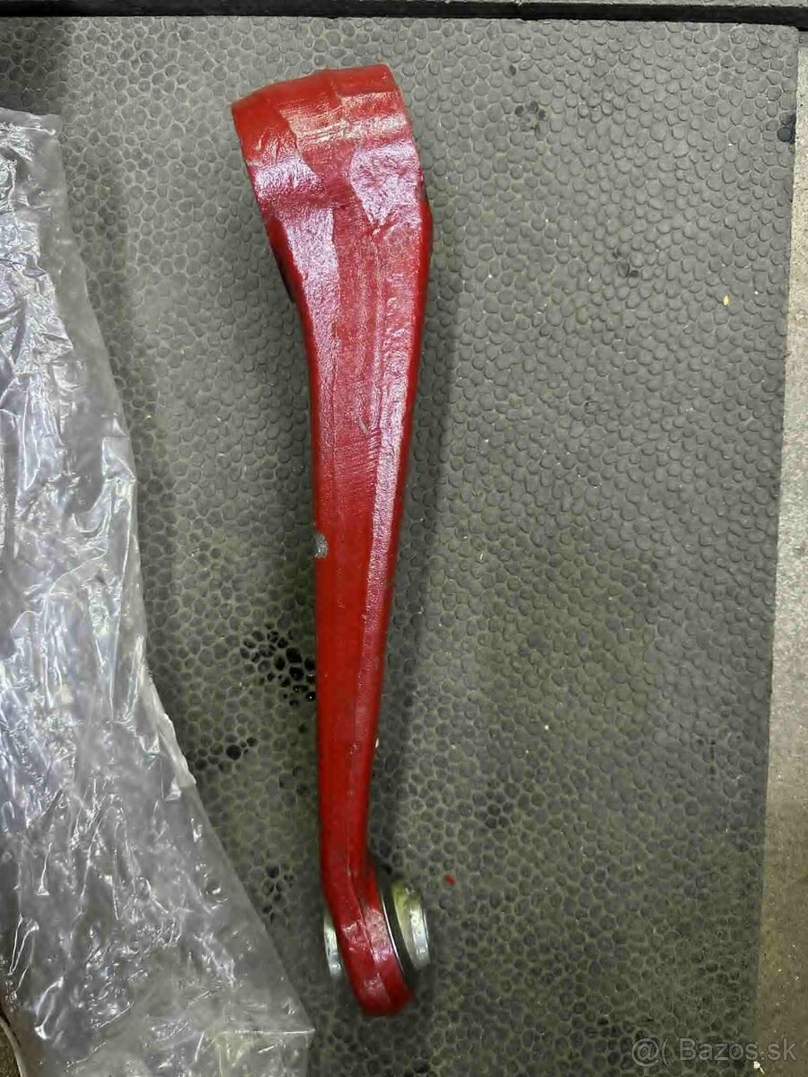 Rameno hydrauliky pravé Zetor - 2
