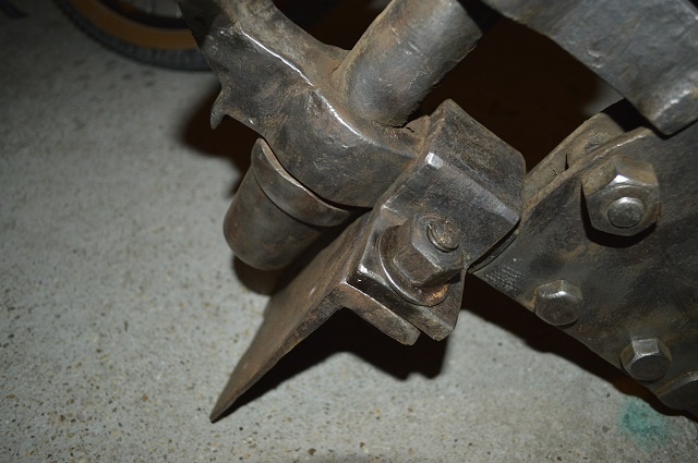 predam starozitny kovacsky zverak - 2