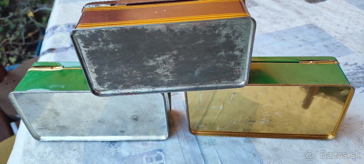 Staré krabičky Singer, Bernina - 2