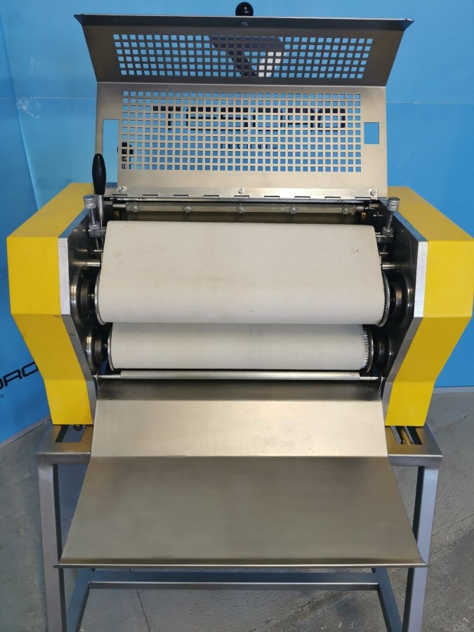 Universum Rollomat R1 - 2