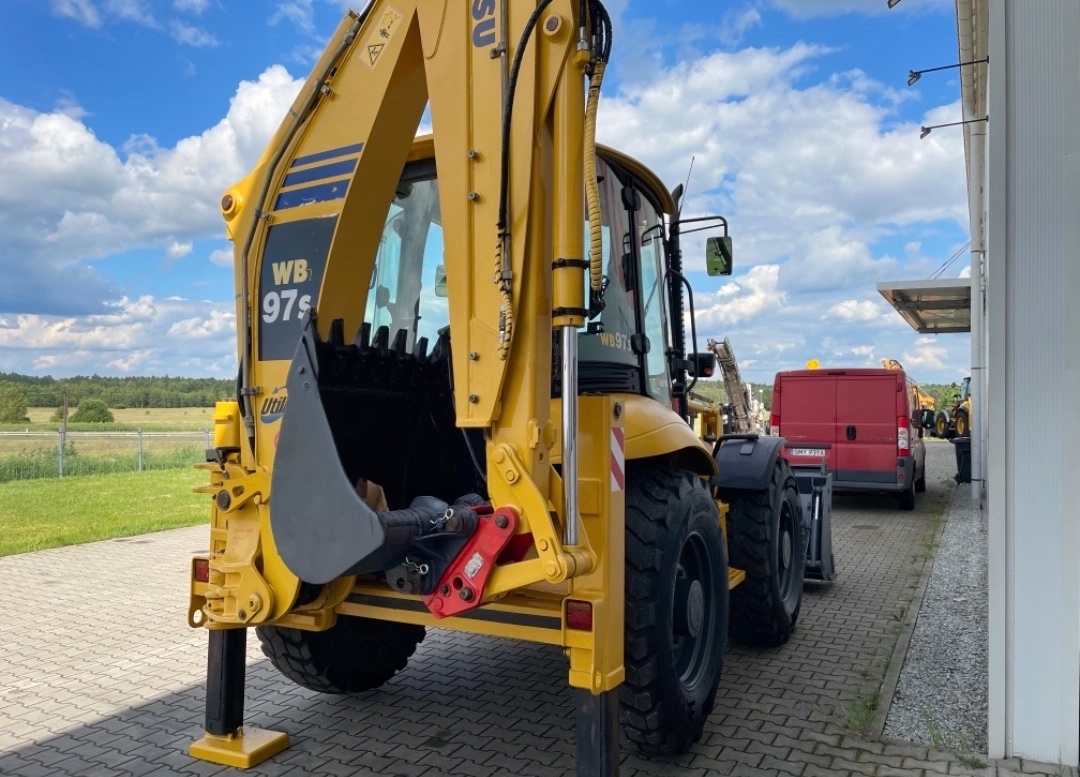 Komatsu WB97 - 2