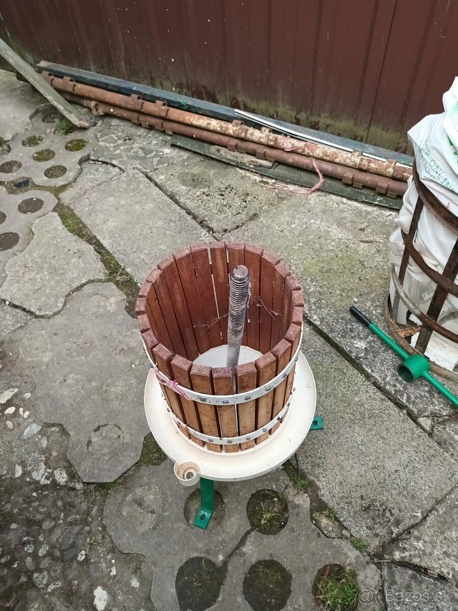 Mlyn na hrozno a lis na šťavu - 2