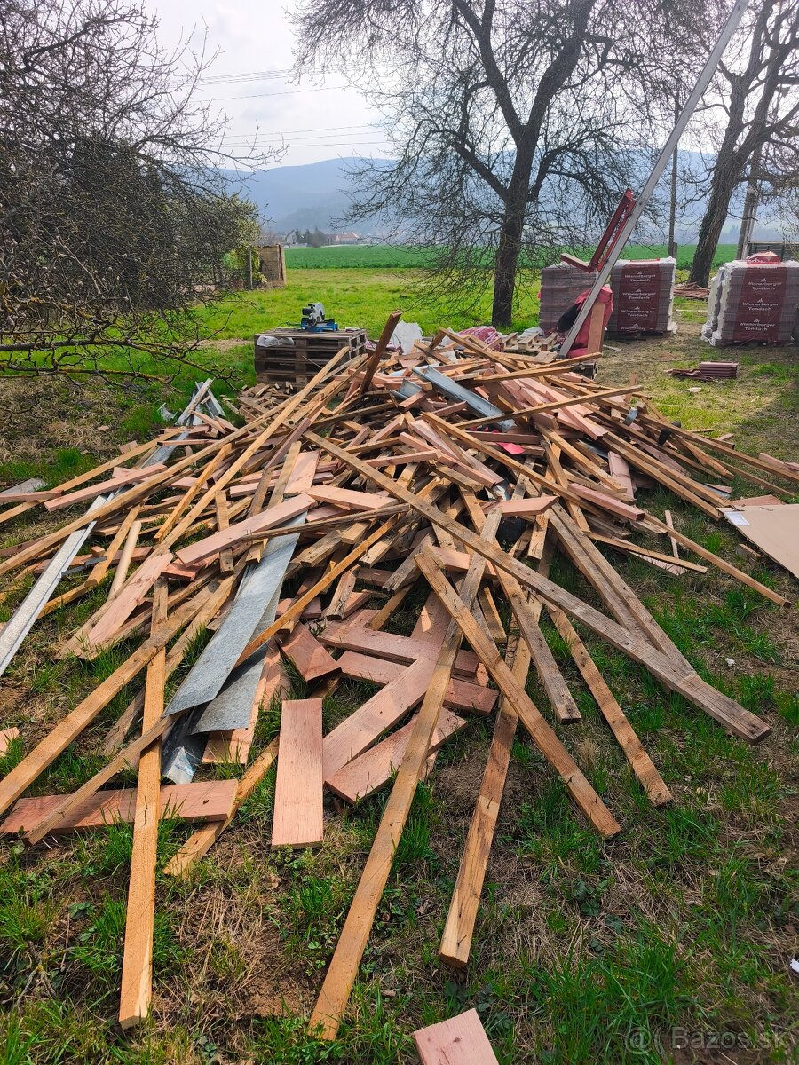 Staré drevo zo strechy - 2