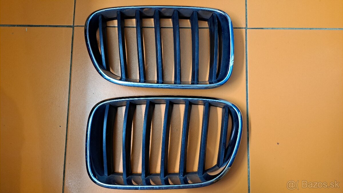 PREDNÁ MASKA - BMW X3 - 2